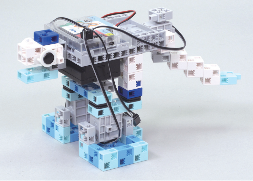 edasim-integrating-ideas-artecrobo-education-set-robot
